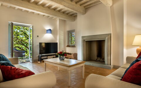 Villa Lucarella: Mobilia, Interior Design, Parete, Pavimentazione, Legna, Soffitto, Camera, Casa, Pavimento, Soggiorno