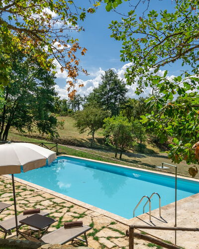 Villa Lucarella: Piscina, Mobili Da Esterno, Ricorrere, Tempo Libero, Giardino, Shade, Eco Hotel, Lettino, Backyard, Estate