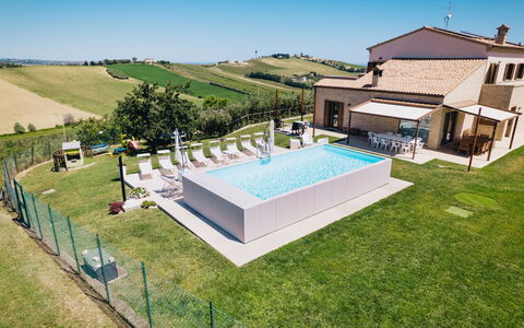 Villa Clair: Piscina, Ricorrere, Materiale Composito, Terme, Tempo Libero, Villa, Centro Ricreativo, Hotel, Eco Hotel, Lettino