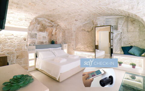 Alloggio:&nbsp;Room Romantic Grotta Sant'oronzo 7
