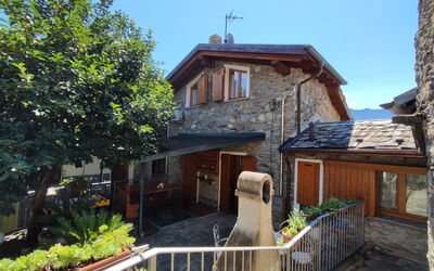 Casa vacanza Lady - Vercana, Lombardia, Italia