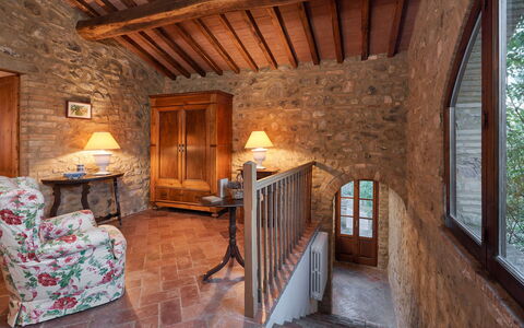 Borgo Al Castello: Mobilia, Costruzione, Finestra, Cornice, Legna, Fascio, Pavimento, Albero, Color Legno, Latifoglie