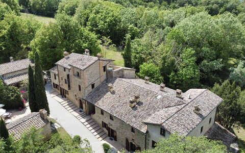 Borgo Al Castello: Proprietà, Pianta, Costruzione, Albero, Lotto, Finestra, Paesaggio, Casa, Tetto, Urban Design
