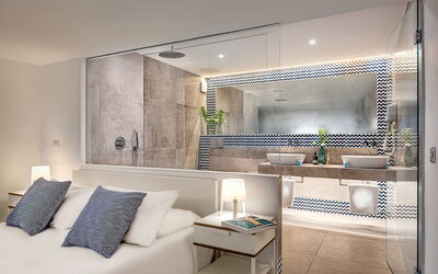 Monolocale Deluxe Wave: Proprietà, Mobilia, Costruzione, Comfort, Lampada, Interior Design, Soggiorno, Architettura, Pavimentazione, Pavimento