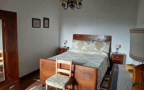 Casa Mulinello: Mobilia, Costruzione, Proprietà, Comfort, Legna, Cassetto, Interior Design, Pavimentazione, Tavolo, Sedia