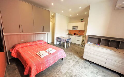 Alloggio:&nbsp;Giallo 260.3