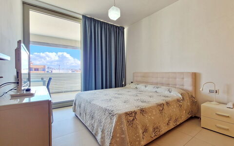 Suite Le Vele: Pavimentazione, Pavimento, Interior Design, Legna, Soffitto, Appartamento, Camera, Camera Da Letto, Letto, Lenzuolo