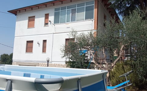 Casa Della Selce: Proprietà, Finestra, Costruzione, Pianta, Cielo, Casa, Albero, Architettura, Mobili Da Esterno, Zona Residenziale