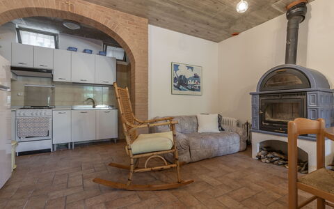 Casa Tramonti: Mobilia, Proprietà, Costruzione, Cabinetry, Legna, Interior Design, Pavimentazione, Pavimento, Comfort, Latifoglie
