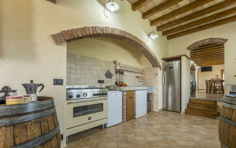Casa Aurora - Recco, Liguria: Proprietà, Controsoffitto, Cabinetry, Elettrodomestico Da Cucina, Cucina, Cucina Stufa, Legna, Interior Design, Elettrodomestico, Architettura