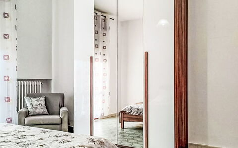 Patrizia: Legna, Mobilia, Interior Design, Pavimentazione, Casa, Camera, Pavimento, Camera Da Letto, Cabinetry, Letto