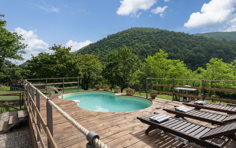 Locanda Di Alberi Without Kitchen: Nube, Acqua, Cielo, Risorse Idriche, Pianta, Natura, Albero, Piscina, Paesaggio Naturale, Recinzione