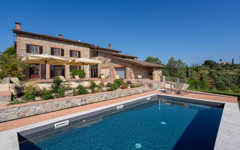 Casa Di Luca, Pool, Castelnuovo Berardenga: Piscina, Estate, Giochi D'Acqua, Villa, Flagstone, Eco Hotel, Agriturismo