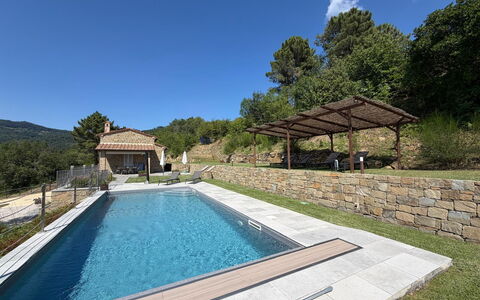 Villa Luana: Piscina, Materiale Composito, Giochi D'Acqua, Estate, Flagstone, Landscaping, Backyard, Villa, Eco Hotel, Terme