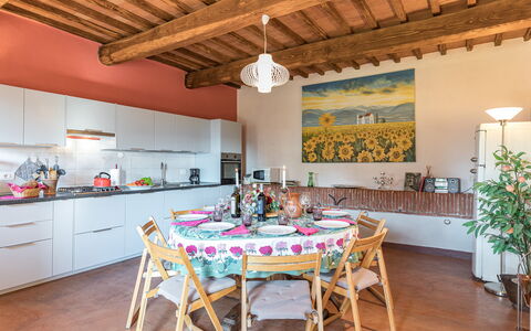 Villa Belvedere: Tavolo, Mobilia, Proprietà, Pianta, Cabinetry, Sedia, Interior Design, Legna, Pianta Della Casa, Costruzione