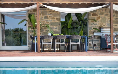 Veranda and swimming pool