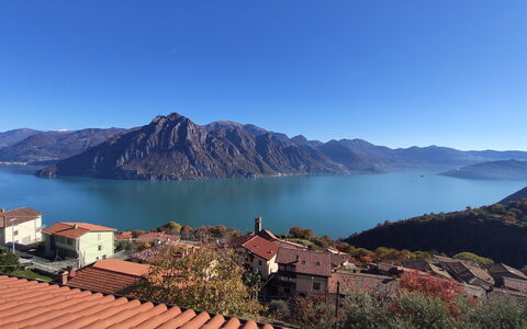 Xino Terrace View: Montagna, Geografia Montane, Acqua, Corpo D'Acqua, Collina, Paesaggio Naturale, Highland, Catena Montuosa, Costiera E Morfologie Oceanic, Banca