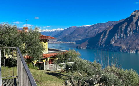 Xino Terrace View: Geografia Montane, Montagna, Collina, Catena Montuosa, Highland, Hill Station, Valle, Cresta, Costa, Balcone