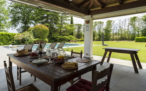 Casa del Marchese, Pool, Wifi, Castell' Arquato: Tavolo, Proprietà, Mobilia, Pianta, Tavola, Tavolo Esterno, Mobili Da Esterno, Shade, Cibo, Legna