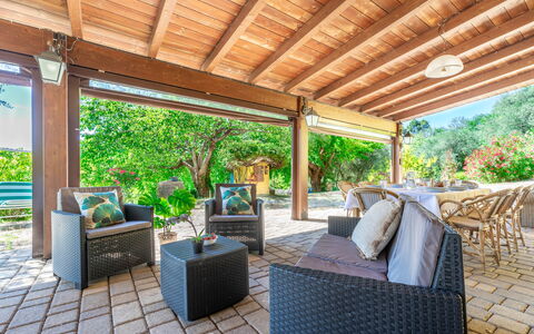 Villa La Pagliarina: Mobilia, Pianta, Azzurro, Shade, Legna, Sedia, Pavimento, Tempo Libero, Albero, Villetta