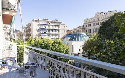 Central Home Carlotta