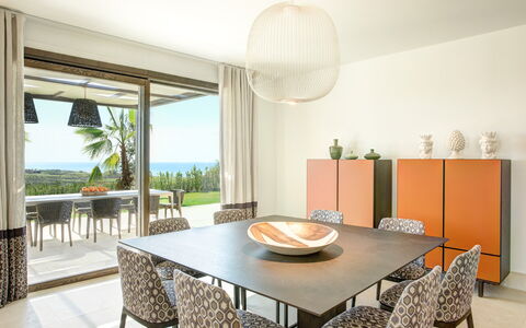 Villa Agata - Sea View | By Rocco Forte Villas: Tavolo, Mobilia, Proprietà, Pianta, Sedia, Legna, Interior Design, Illuminazione, Costruzione, Pavimento