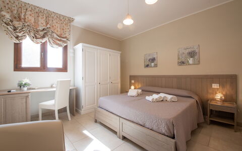 Terra Mater: Interior Design, Mobilia, Letto, Camera Da Letto, Legna, Pavimento, Soffitto, Pavimentazione, Camera, Lenzuolo