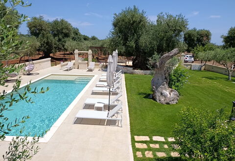 Terra Mater: Piscina, Mobili Da Esterno, Ricorrere, Giardino, Flagstone, Estate, Landscaping, Backyard, Hacienda, Shade