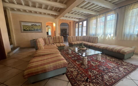 Maremma Retreat: Proprietà, Mobilia, Costruzione, Cornice, Finestra, Legna, Soggiorno, Casa, Interior Design, Sala
