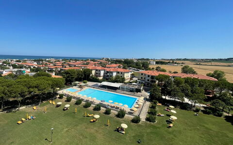 Suite Mareconero: Piscina, Ricreazione, Parco, Ricorrere, Resort Citta '