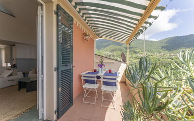 Emma House, Terrace and Sea View, Moneglia