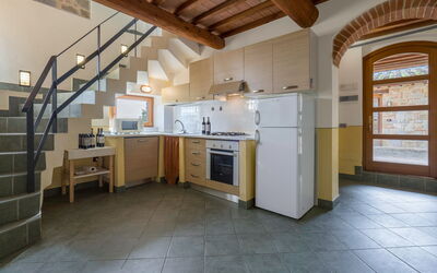Torre 2: Interior Design, Pavimentazione, Legna, Cucina, Pavimento, Soffitto, Mobilia, Controsoffitto, Camera, Elettrodomestico Da Cucina