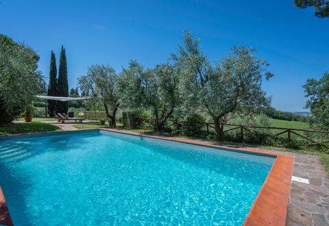 Chianti Hills Apartment, Pool, Ac: Blu, Piscina, Hacienda, Shade, Backyard, Giochi D'Acqua, Eco Hotel, Landscaping, Villa, Ricorrere