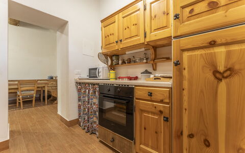 Le Casaline Di Sopra, Massa Marittima: Controsoffitto, Cabinetry, Mobilia, Cassetto, Cucina, Legna, Costruzione, Sedia, Interior Design, Color Legno