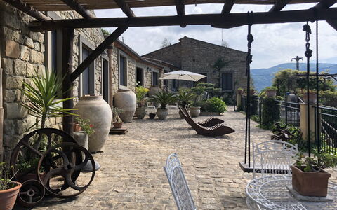 San Noto House With Pool Ac Wifi: Pianta, Vaso Di Fiori, Cielo, Costruzione, Pianta Della Casa, Shade, Casa, Legna, Paesaggio, Immobiliare