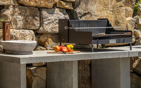 Villa Paradise: Legna, Arancia, Controsoffitto, Gas, Cucina, Muro ​​Di Pietra, Rettangolo, Paesaggio, Calcestruzzo, Tavolo