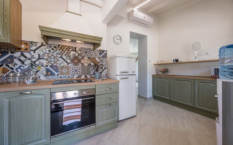 Villacolle 1, Poggio a Caiano, Hot Tub, Wifi, Ac: Cabinetry, Proprietà, Controsoffitto, Costruzione, Cassetto, Cucina, Legna, Cucina Stufa, Interior Design, Pavimento