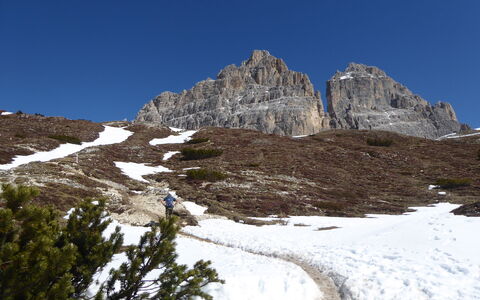 Baita Tersilia Mountain And Lake, Veneto: Cielo, Montagna, Neve, Paesaggio Naturale, Pendenza, Highland, Pianta, Terreno, Calotta Di Ghiaccio, Geomorfologia Glaciale