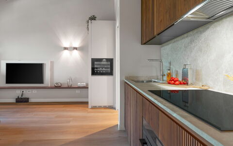 Correggiolo Spereto Apartment With Pool, Montaione: Cabinetry, Proprietà, Controsoffitto, Mobilia, Costruzione, Rubinetto, Lavello, Legna, Interior Design, Cucina