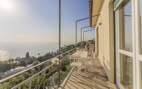 Breath-taking Portofino Promontory Seaview: Balcone, Appartamento, Mare, Oceano, Costa, Recinzione, Corrimano, Portico, Eco Hotel, Ricorrere