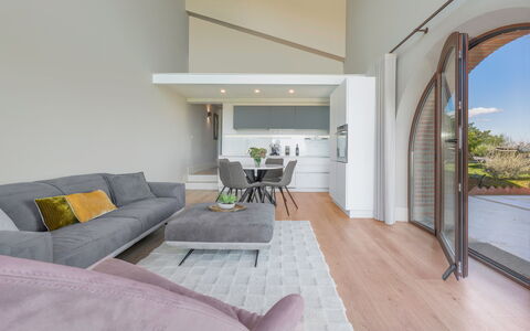 Melaiolo Modern Apartment With Pool, Montaione, To: Pianta, Divano, Comfort, Tavolo, Interior Design, Legna, Soggiorno, Costruzione, Shade, Pavimento