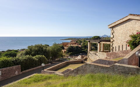 Trilocale Apartments Seaside: Cielo, Blu, Orizzonte, Architettura, Mare, Costiera E Morfologie Oceanic, Costa, Oceano, Estate, Villa