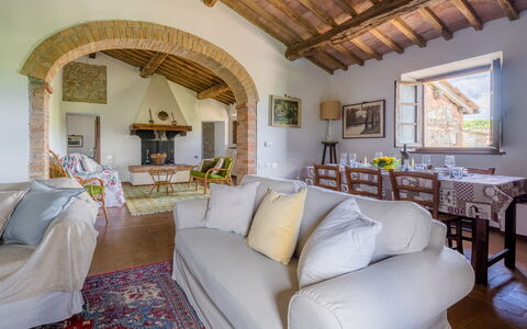 La Palazzina, Ville Di Corsano, Home And Pool: Mobilia, Parete, Casa, Interior Design, Casa, Pavimentazione, Sedia, Divano, Tavolo, Soggiorno