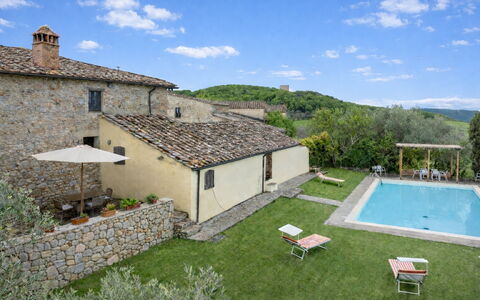 La Palazzina, Ville Di Corsano, Home And Pool: Piscina, Estate, Villetta, Agriturismo, Ricorrere, Villa, Hacienda, Mobili Da Esterno, Backyard, Eco Hotel