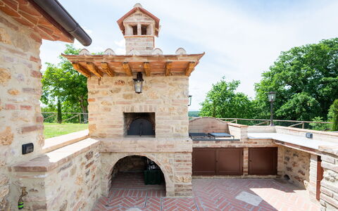 La Capanna, Borgo Campassini, Monteriggioni: Brick, Muratura, Giardino, Landscaping, Struttura Esterna, Massoneria Forno