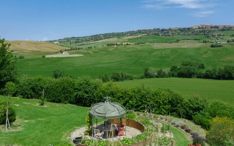 Prugnolo: Pascolo, Paesaggio, Plain, Lotto, Area Rurale, Giardino, Prato, Pascolo, Prato, Landscaping