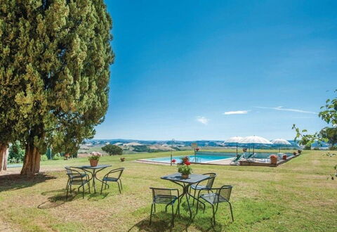 Il Tinaio: Blu, Landscaping, Parco, Piscina, Villa