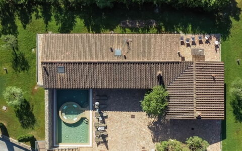 Villa la Tabaccaia: Casa, Casa, Zona Residenziale, Piscina, Tetto, Estate, Agriturismo, Backyard, Villetta, Giardino