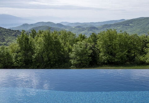 Villa Santa: Geografia Montane, Paesaggio Naturale, Collina, Catena Montuosa, Hill Station, Valle, Piscina, Cresta, Riflessione, Eco Hotel