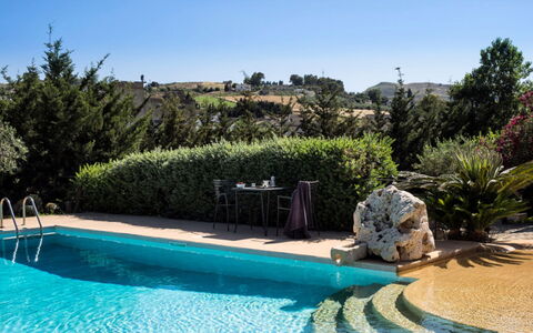 Villa dello Zingaro: Blu, Piscina, Ricorrere, Giardino, Eco Hotel, Landscaping, Shade, Backyard, Giochi D'Acqua